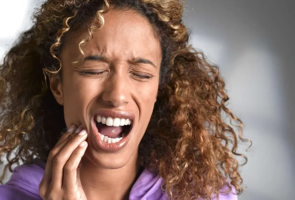 When to See a Dentist for Persistent Tooth Pain and Sensitivity Rochdale